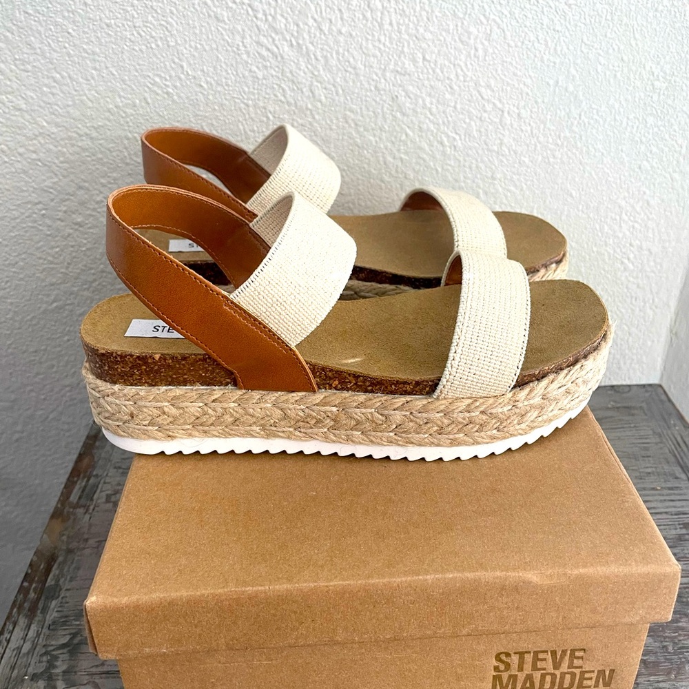 Steve Madden “Jaklin” Size 7 in Natural Multi